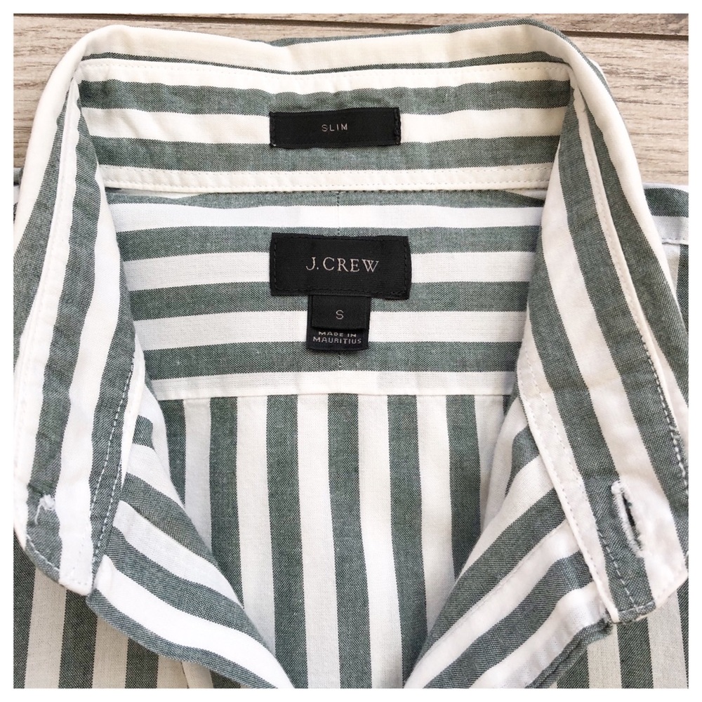 J Crew ♥️ Vertical Striped Dress Shirt - Picture 4 of 7